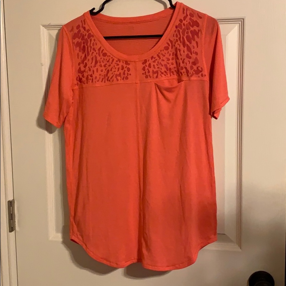 Lululemon Run Away Tee Sz 6